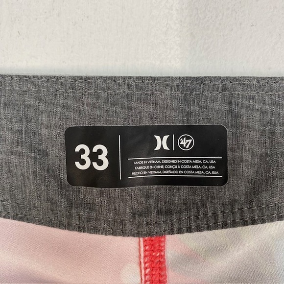 Hurley Phantom 47 St Louis Cardinals Board Shorts Mens 33 Red Floral MLB Swim - Picture 2 of 9